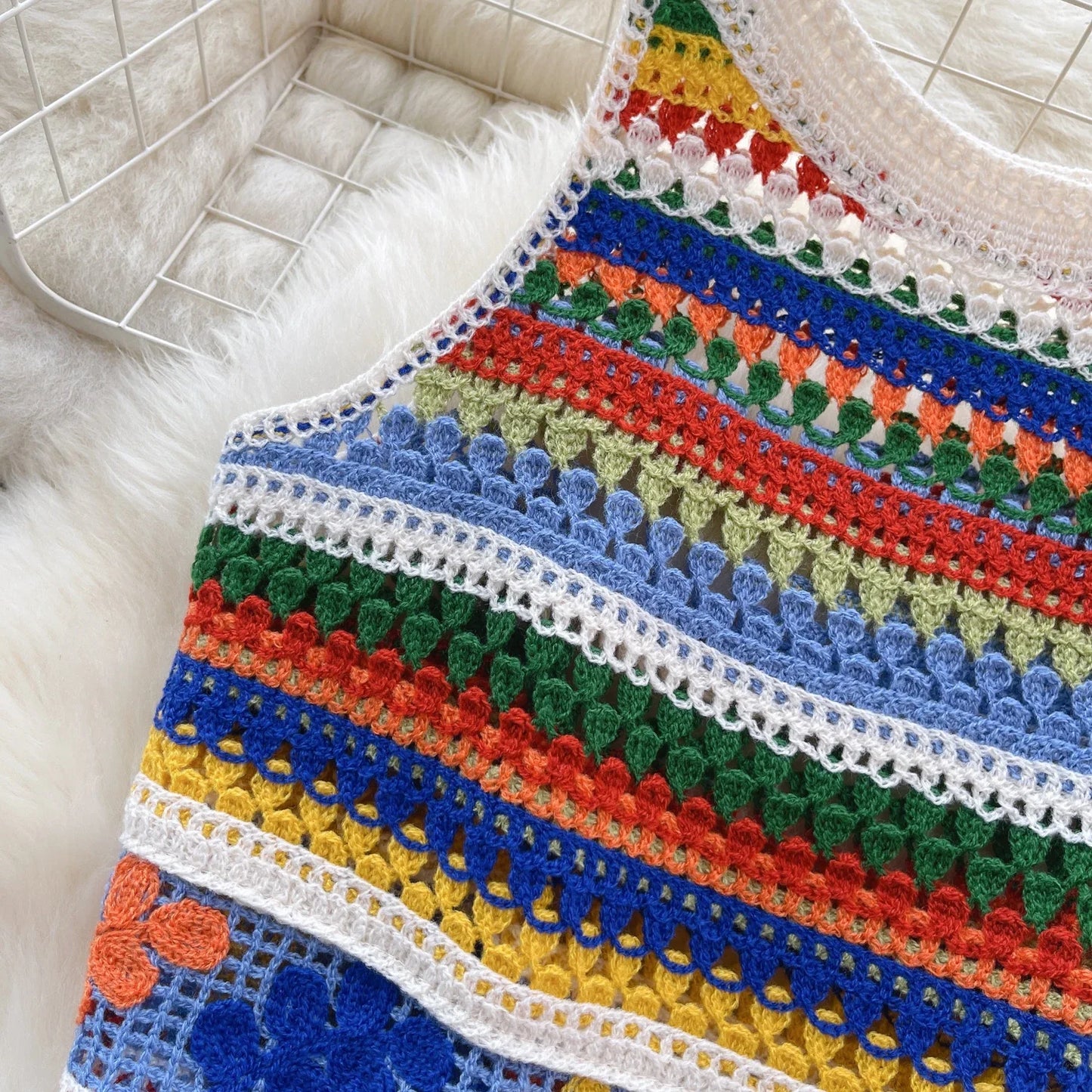 Bohemian Tank Tops Women Knitted Retro Crochet Design Colorful Short Vacation Strap Vest 2024 New Neck Hanging Outwear Tanks